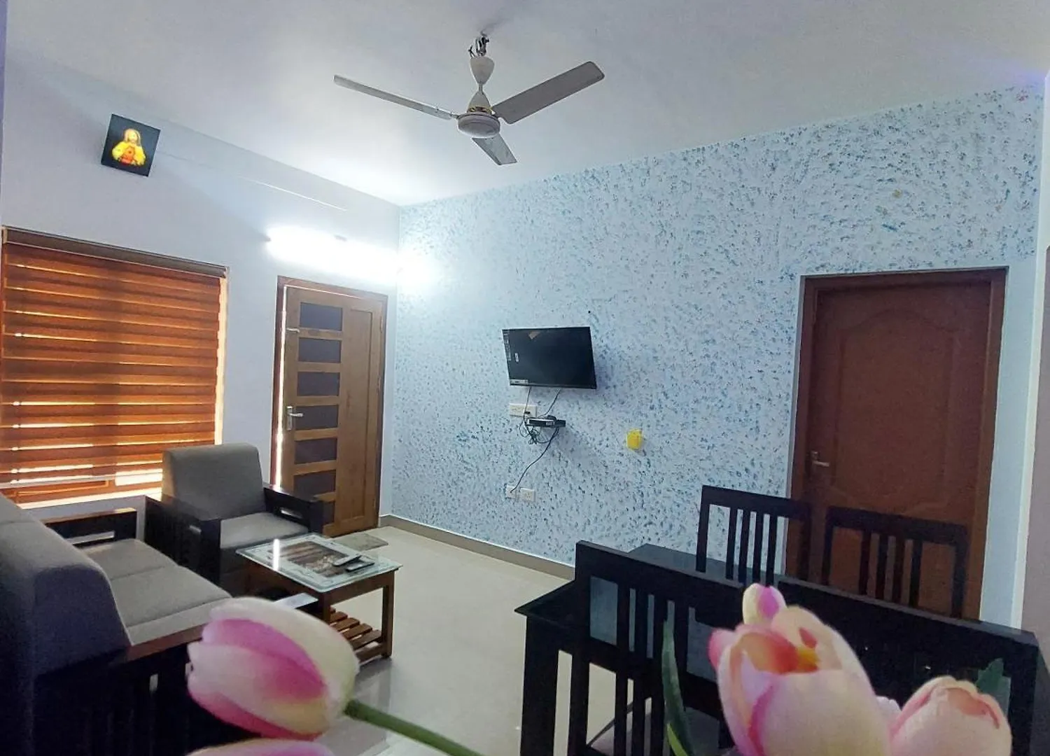 Snow White Villas Athirappilly